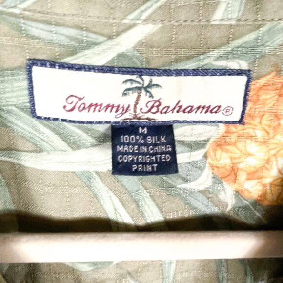 Tommy Bahama Silk Shirt Green Hawaiian Pineapple Button Short Sleeve Sz M Men's - Picture 4 of 7